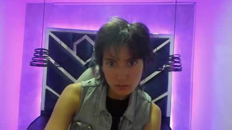   online show from 02/09/25, 03:34