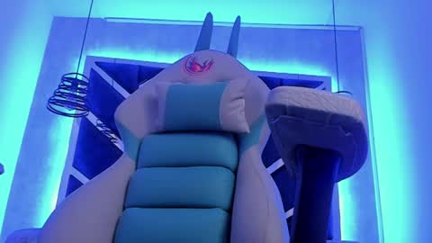   online show from 02/17/25, 05:53