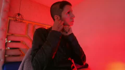   online show from 06/07/26, 12:20
