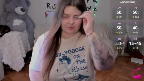 Snapshot of fiery__lady_ chatting on 05/22/26, 02:33 Evita online show from 05/22/26, 02:33