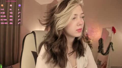 Filla online show from 12/19/25, 03:13