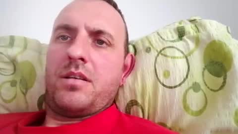 Snapshot of figonik chatting on 02/05/25, 12:06 Nick online show from 02/05/25, 12:06