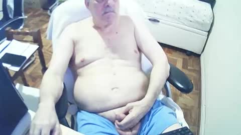 Snapshot of filhober chatting on 02/10/25, 09:36 filhober online show from 02/10/25, 09:36