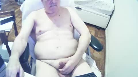 Snapshot of filhober chatting on 02/26/25, 06:11 filhober online show from 02/26/25, 06:11