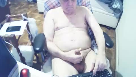 Snapshot of filhober chatting on 10/04/25, 01:36 filhober online show from 10/04/25, 01:36