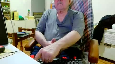 Snapshot of filhober chatting on 06/05/26, 01:12 filhober online show from 06/05/26, 01:12