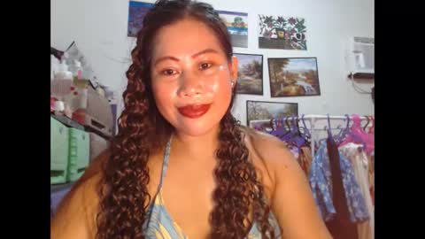 Snapshot of filipina_beauty69 chatting on 10/30/25, 06:52 filipina beauty. online show from 10/30/25, 06:52