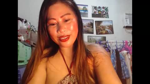Snapshot of filipina_beauty69 chatting on 11/01/25, 12:01 filipina beauty. online show from 11/01/25, 12:01