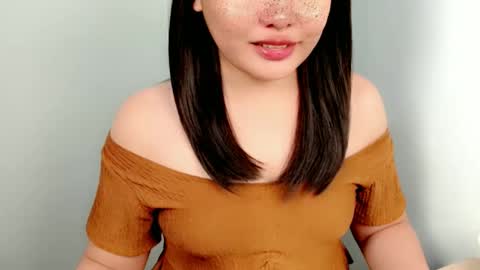 Snapshot of filipina_oh_carol chatting on 04/27/26, 01:53 miss carol online show from 04/27/26, 01:53
