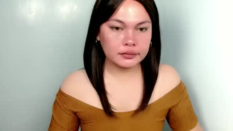 Snapshot of filipina_oh_carol chatting on 05/24/26, 03:33 miss carol online show from 05/24/26, 03:33