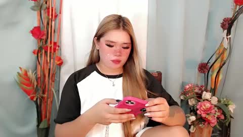 Snapshot of filipina_slutty69xxx chatting on 02/18/25, 05:31  Angela  DONT FORGET TO FOLLOW AND GIVE ME APPRECIATION online show from 02/18/25, 05:31