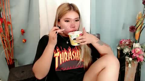 Snapshot of filipina_slutty69xxx chatting on 02/20/25, 04:14  Angela  DONT FORGET TO FOLLOW AND GIVE ME APPRECIATION online show from 02/20/25, 04:14