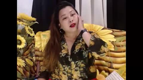 Yhen online show from 04/15/26, 11:28