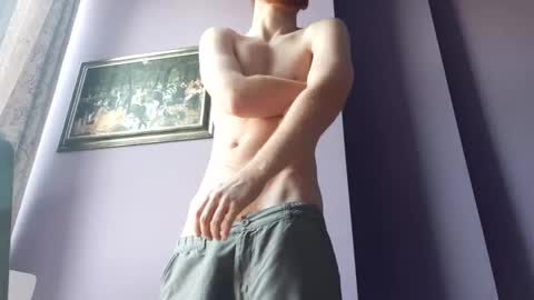 Whitechocolate online show from 12/19/25, 12:01