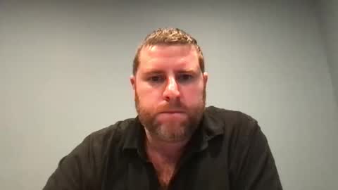 Snapshot of filmguy10 chatting on 10/17/25, 01:20 filmguy10 online show from 10/17/25, 01:20