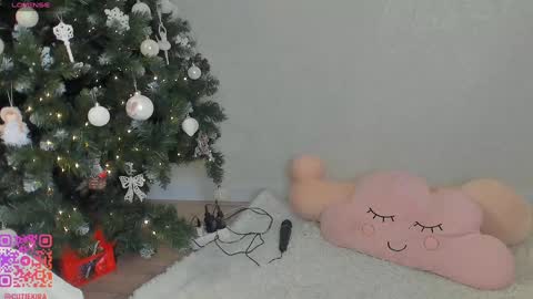  Kira   gift fo joining the fan club -- personal telegram  hot photo   online show from 12/23/24, 06:44