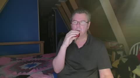 finderfiner online show from 11/22/25, 07:07