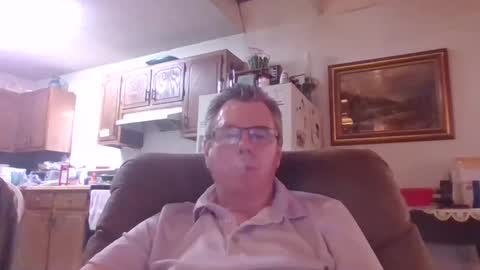 Snapshot of finderfiner chatting on 05/29/26, 11:58 finderfiner online show from 05/29/26, 11:58