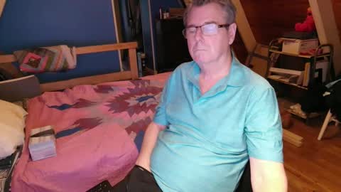 Snapshot of finderfiner chatting on 05/30/26, 12:02 finderfiner online show from 05/30/26, 12:02