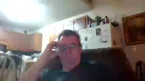 Snapshot of finderfiner chatting on 08/01/26, 01:38 finderfiner online show from 08/01/26, 01:38