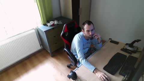 Jane and Findo online show from 01/04/25, 02:25