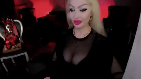 AlfaFemale online show from 11/26/25, 04:02