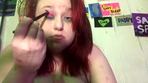 Snapshot of findommefoxi chatting on 12/16/24, 04:34 findommefoxi online show from 12/16/24, 04:34