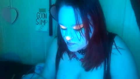 Snapshot of findommefoxi chatting on 02/01/25, 12:05 findommefoxi online show from 02/01/25, 12:05