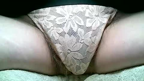 Snapshot of findommommyeva chatting on 12/16/25, 04:17 Findom Mommy Eva online show from 12/16/25, 04:17