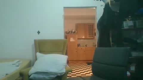 Snapshot of fine_nice chatting on 11/22/25, 10:14 fine_nice online show from 11/22/25, 10:14