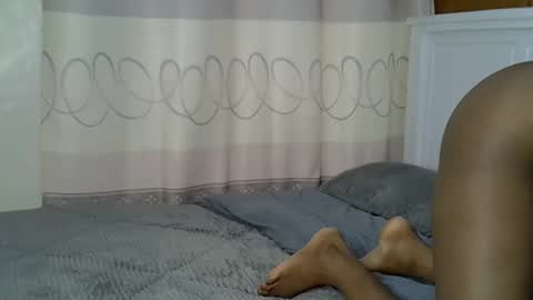 fine_queen12 online show from 12/02/24, 05:15