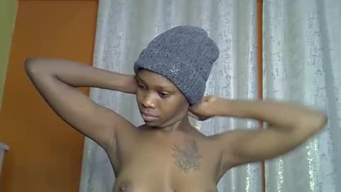 fine_queen12 online show from 03/28/26, 01:43