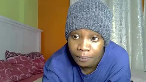 Snapshot of fine_queen12 chatting on 04/01/26, 06:03 fine_queen12 online show from 04/01/26, 06:03
