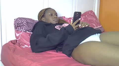 Snapshot of fine_queen12 chatting on 04/15/26, 08:09 fine_queen12 online show from 04/15/26, 08:09