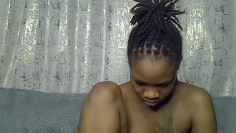 Snapshot of fine_queen12 chatting on 07/13/26, 06:44 fine_queen12 online show from 07/13/26, 06:44