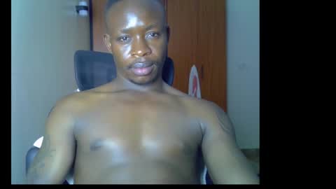 Snapshot of fineebony chatting on 05/11/26, 11:46 HOT AND SWEET online show from 05/11/26, 11:46