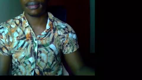 Snapshot of fineebony chatting on 05/14/26, 11:44 HOT AND SWEET online show from 05/14/26, 11:44