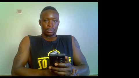 Snapshot of fineebony chatting on 06/08/26, 12:27 HOT AND SWEET online show from 06/08/26, 12:27
