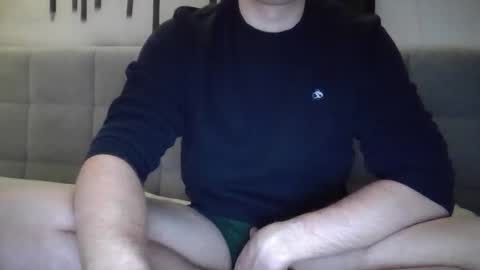 Snapshot of finn_99 chatting on 03/11/25, 04:29 Finn online show from 03/11/25, 04:29