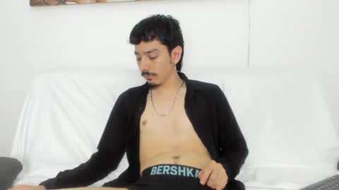 finn_jackson online show from 04/13/26, 07:41