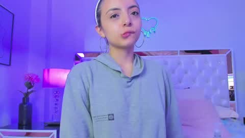 finnky1 online show from 02/11/25, 10:15