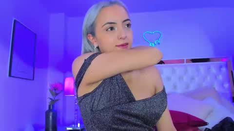 finnky1 online show from 03/11/25, 09:34