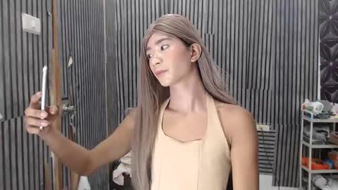 fiona908995 online show from 04/09/26, 11:04