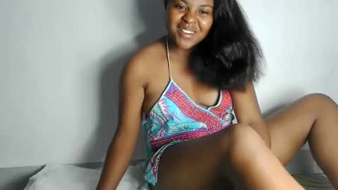 fiona_00 online show from 04/23/26, 01:57