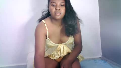 fiona_00 online show from 07/03/26, 04:24