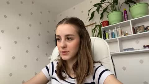 Keite wanna play  Meow online show from 11/20/25, 09:31