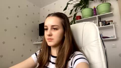 Snapshot of fionapiccard chatting on 02/28/26, 11:22 Keite wanna play Meow online show from 02/28/26, 11:22