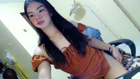 FIONA online show from 04/12/26, 12:21