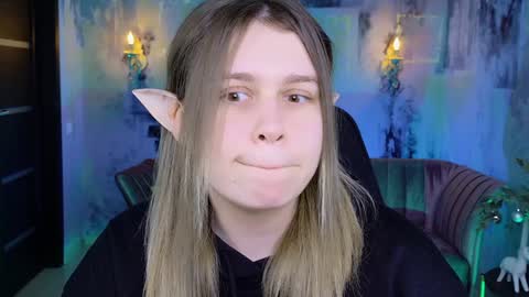 Snapshot of fioramarmoris chatting on 01/04/25, 08:06 fiora online show from 01/04/25, 08:06