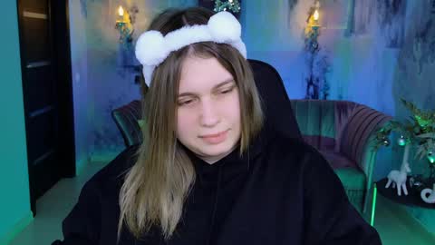 Snapshot of fioramarmoris chatting on 01/04/25, 11:11 fiora online show from 01/04/25, 11:11